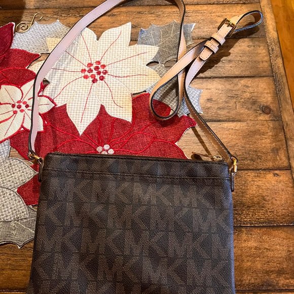 Michael Kors Fulton Small Crossbody Black - Picture 3 of 4